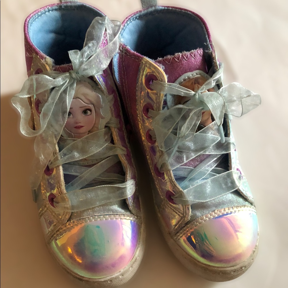 Disney Frozen Two Toddlers shoes - Picture 5 of 6